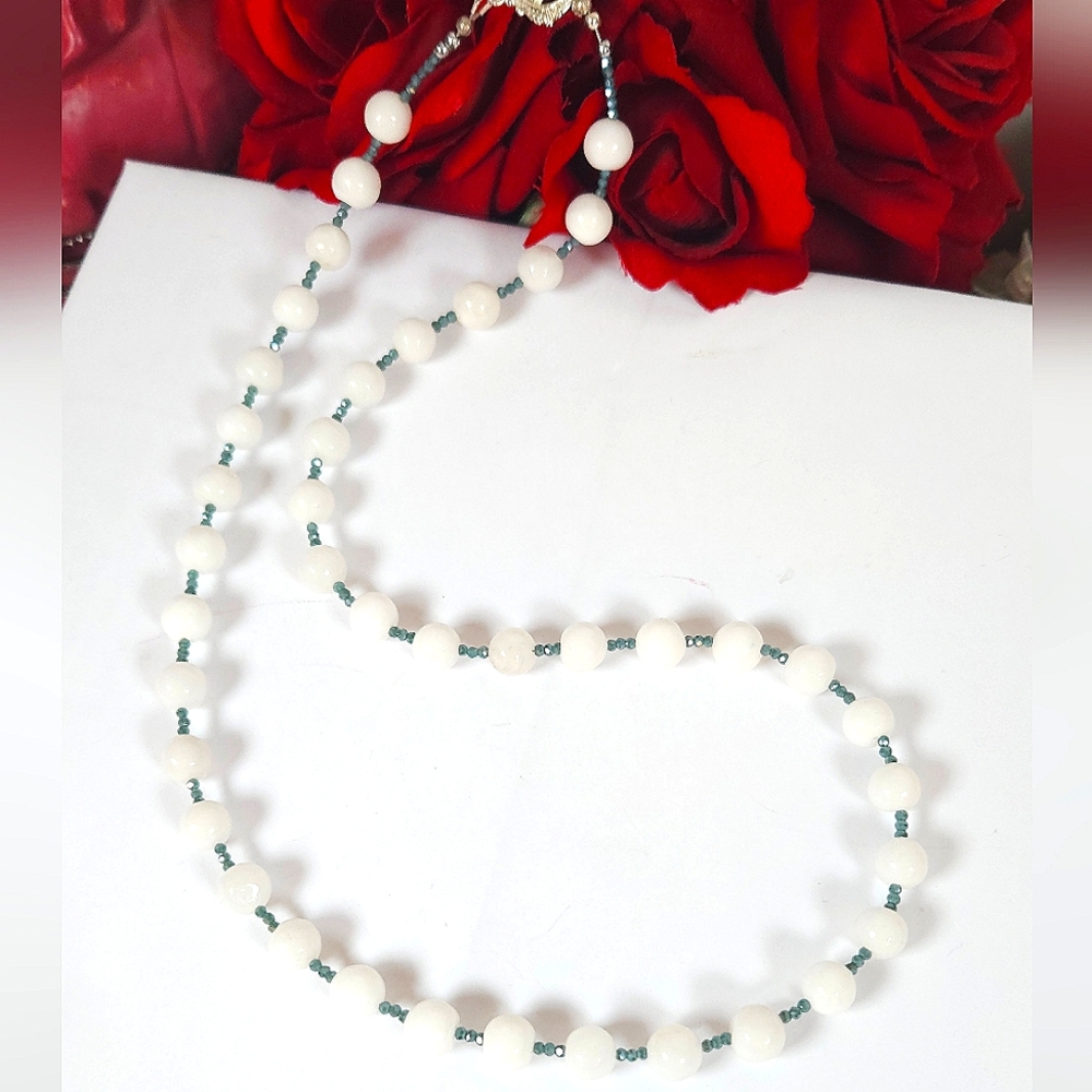Handmade Quartz Stone & Dainty Teal Crystal Beaded Necklace Silver Toggle Clasp